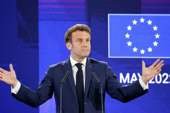 E. Macronas: Rusijos Ukrainoje sukeltas karas kelia grėsmę visam regionui