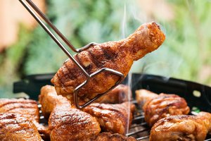 7 vištienos marinatų receptai: sultinga mėsa ir maloniai stebinantis skonis