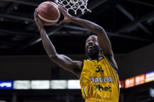 Prieš išgyvenimo mūšį baimės nejaučiantis I. Armwoodas: „Šioje serijoje emocijų daug“