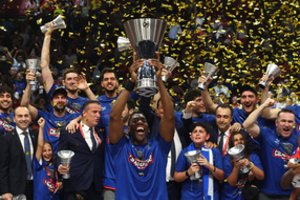 Titulas apgintas: Stambulo „Anadolu Efes“ – antrus metus iš eilės Eurolygos čempionė