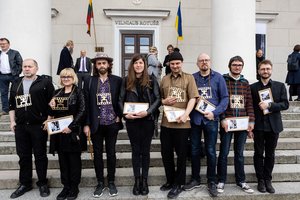 Vilniaus rotušėje apdovanoti konkurso „Lietuvos spaudos fotografija 2022“ nugalėtojai