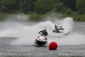 Krokų lankoje vandens motociklais plaukiojusiems asmenims – baudos