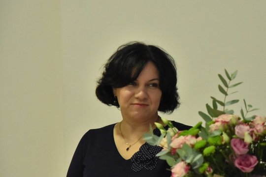 Alt photo text