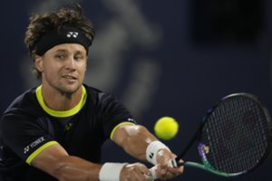 Ričardas Berankis neįveikė pirmojo barjero „Roland Garros“ aikštyne – nusileido serbui