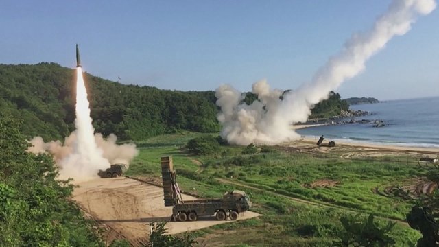 JAV ir Pietų Korėja sureagavo į Šiaurės Korėjos raketų provokacijas: surengė karines pratybas