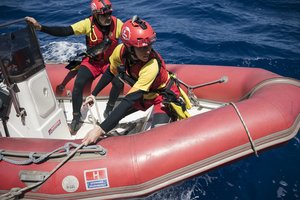 Pakrančių apsauga: prie Tuniso nuskendus laivui dingo daugiau nei 70 migrantų