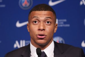 Nauja K. Mbappe sutartis supykdė „Barcelona“ vadovybę: tai yra pagrobimas už pinigus