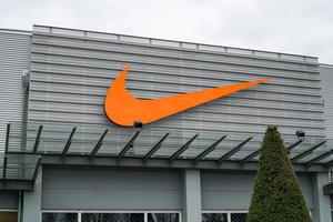 Pranešė, kad į Rusiją nebetieks „Nike“ produkcijos