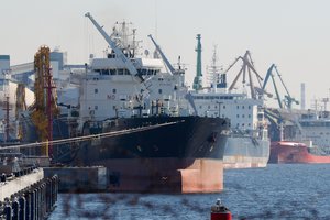 Klaipėdos SGD terminalu naudosis penkios Lietuvos, Estijos ir Lenkijos įmonės