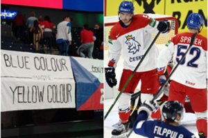 Originalus čekų ledo ritulio sirgalių sprendimas su Ukrainos vėliava privertė Rusiją iš nevilties griežti dantimis