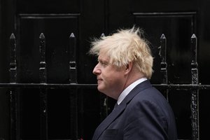 Ataskaita: JK lyderiai turi prisiimti atsakomybę už kultūrą, leidusią vykti vakarėliams