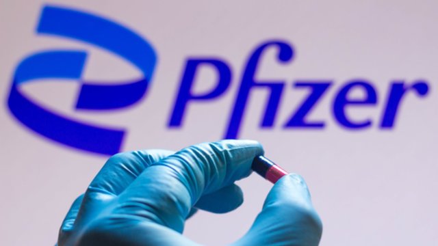 ,,Pfizer'' iniciatyva: ekonomiškai silpnesnėms šalims savo sukurtus produktus parduos mažesnėmis kainomis