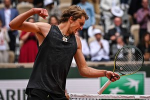 „Roland Garros“ varžybose A. Zverevui pavyko išvengti pažeminimo