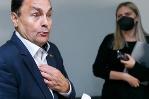 Už piktnaudžiavimą teisiamas P. Gražulis Apeliaciniame teisme: išteisinkite arba įkalinkite