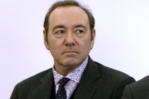 62-ejų Kevinas Spacey kaltinamas priekabiavimu prie trijų vyrų