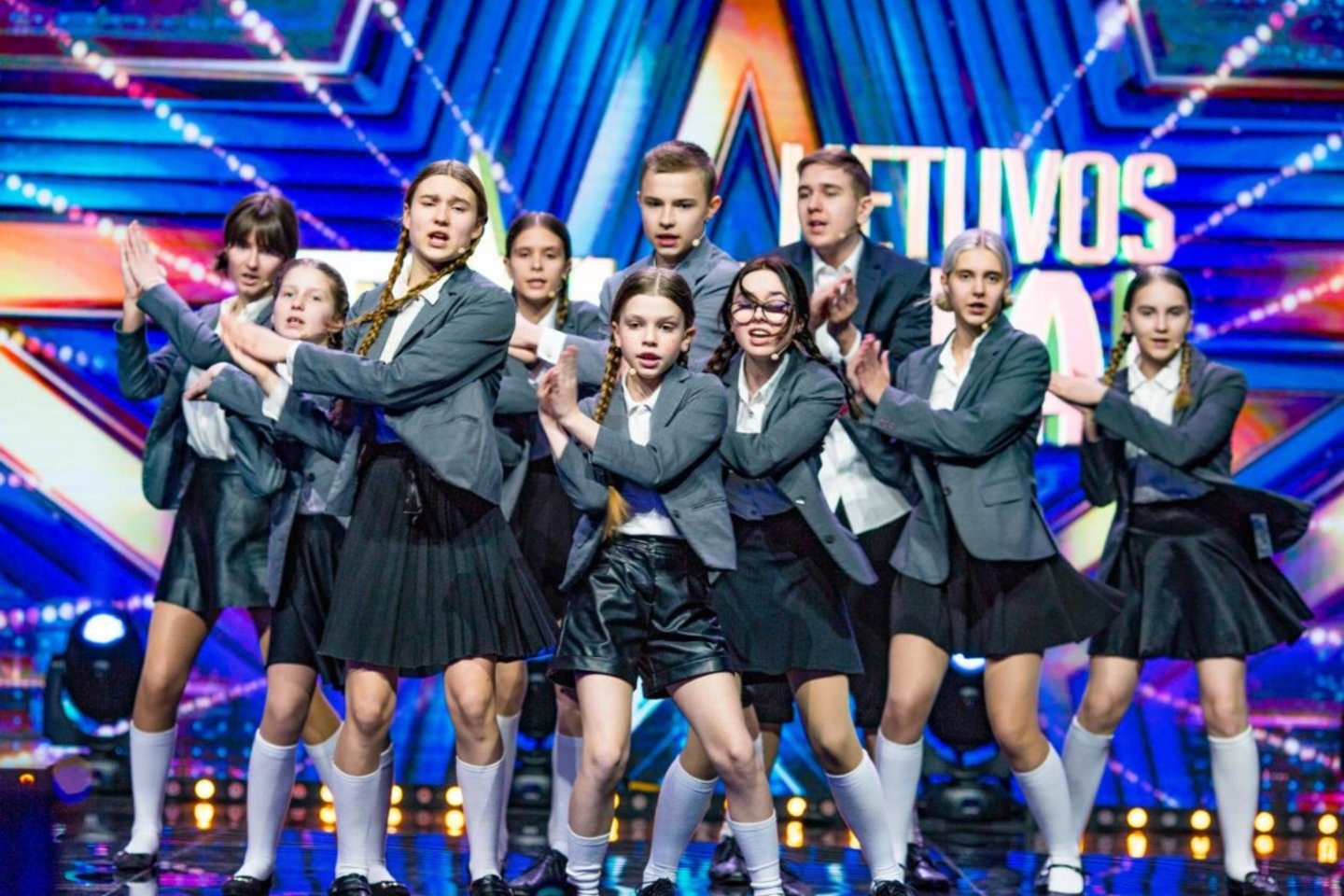 Klaipėdos valstybinio muzikinio teatro vaikų operos studijos nariai puikiai pasirodė TV šou „Lietuvos talentai“.