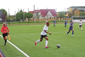 Pergalėmis negalinčio pasigirti moterų futbolo klubo „Hegelmann“ vadovai nestokoja optimizmo: laimėjimai – ateityje