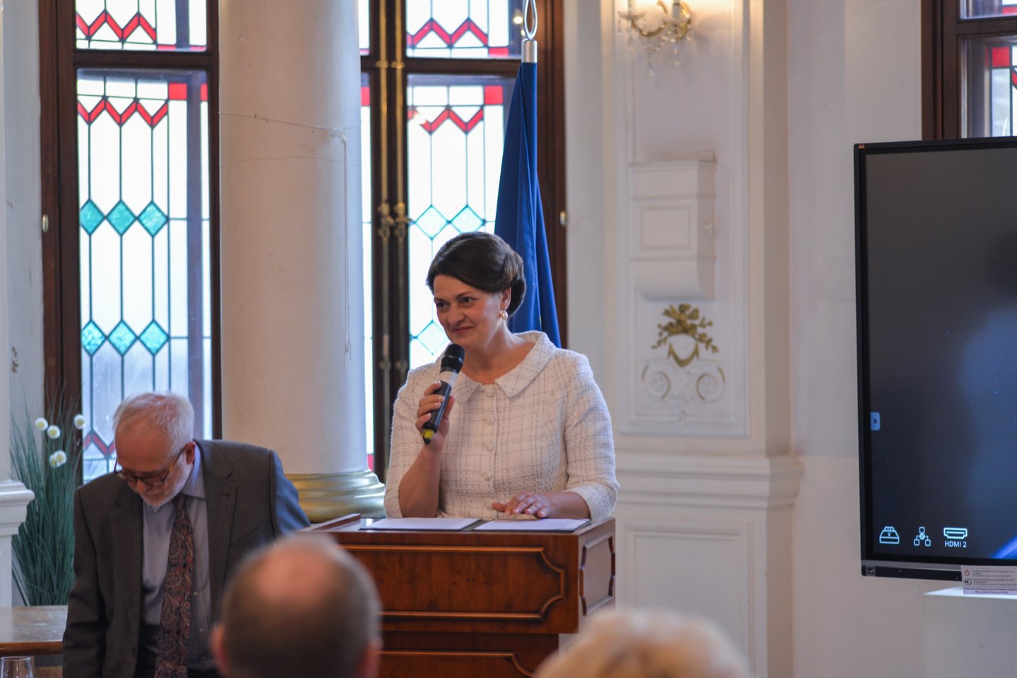  Diana Nausėdienė Londone atidarė Dvikalbystės ir lituanistinio švietimo konferenciją.<br> Prezidento kanceliarijos nuotr.