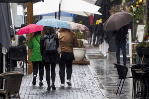 Saulės ir šilumos teks laukti iki vasaros: sinoptikai pateikė prastą prognozę dėl pavasario pabaigos orų