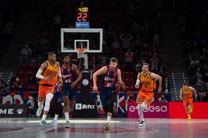 Lietuviškoji „Baskonia“ nepasinaudojo proga patekti į pusfinalį – namuose nusileido „Valencia“ ekipai