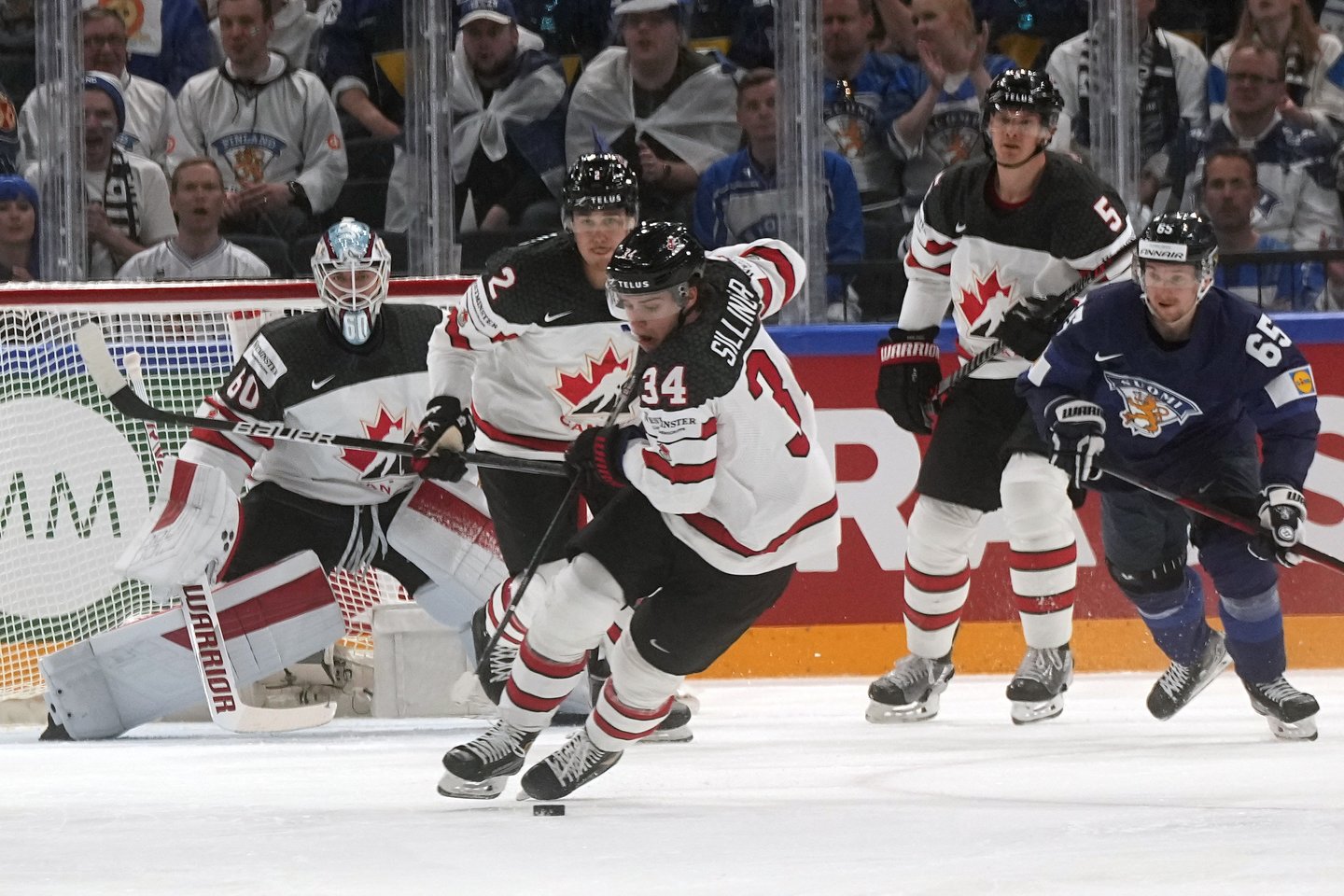 Pasaulio ledo ritulio čempionate – finalo pakartojimas: Kanada – Suomija<br> AP/Scanpix nuotr.