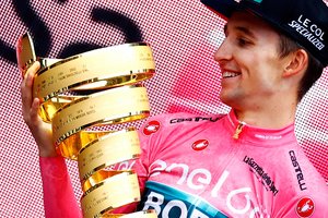 „Giro d‘Italia“ lenktynėse – australo J. Hindley triumfas