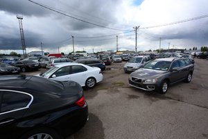 Patarė, į ką atsižvelgti norint parduoti automobilį – tai padės neprarasti pinigų