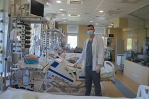 Jau 16 metų slaugytoju dirbantis Aurimas – apie moterišką kolektyvą ir kasdienį mirštančiųjų gaivinimą