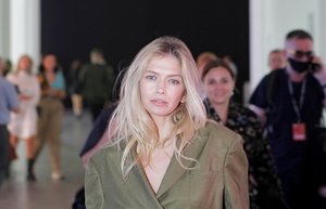 Prieš karą pasisakiusiai Verai Brežnevai – kirtis iš Rusijos