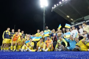 Karo iškankintos Ukrainos futbolo rinktinė grįžta: laukia išskirtinės emocijos atidėtoje kovoje su škotais