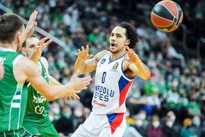 Turkijos krepšinio rinktinės kandidatų sąraše – keturi NBA žaidėjai ir Shane'as Larkinas