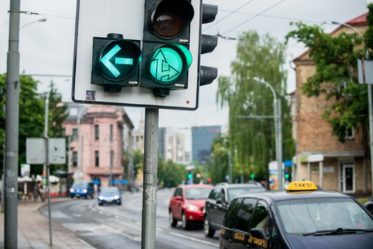 Priimtas sprendimas dėl žalių mirksinčių šviesoforo signalų