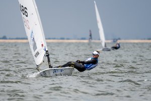 Pasaulio taurės regatos pirmajame plaukime Viktorija Andrulytė atplaukė į finišą aštunta