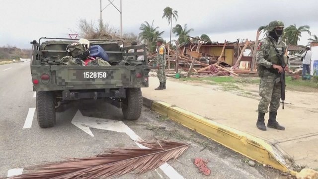 Uraganas „Agatha“ Meksikoje pareikalavo 10 gyvybių, dar apie 20 žmonių dingo