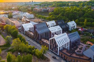 Paupyje – septintojo etapo pabaigtuvės: 190 butų ir 5600 kv. m verslo centras