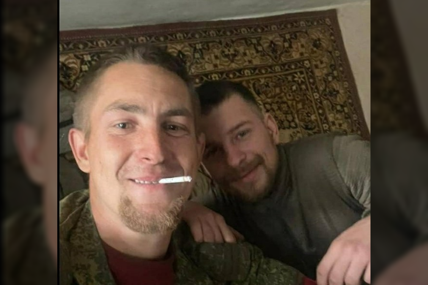  Černihivo regione rusų kareivis pavogė vienos merginos „iPhone“ telefoną – bet pamiršo atsijungti nuo jos „iCloud“ paskyros, todėl jo nuotraukos pasiekė tikrąją savininkę.
