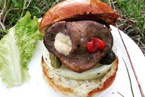 Nustebinkite svečius netikėtais mėsainiais