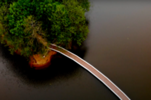 Ilzenbergo dvaras: lankant Meilės salą, kurioje jungiasi ne tik dvi širdys, bet ir dvi valstybės