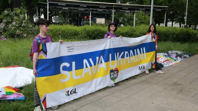„Baltic Pride“ dalyviai dalijosi emocijomis: išreikštas palaikymas ir Rusijos agresiją patiriančiai Ukrainai