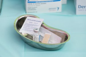 Farmacijos kompanijoms pandemija sukrovė milijardus: kuri uždirbo daugiausia