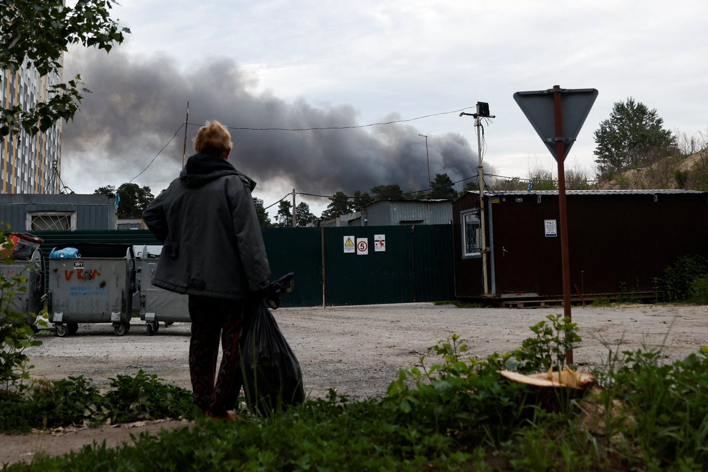 Karas Ukrainoje. Kijeve ankstų sekmadienio rytą nugriaudėjo sprogimai. .<br>Reuters/Scanpix nuotr.