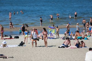 Tyrimas parodė, kad nors vasaros atostogos bus brangesnės, lietuviai taupyti nelinkę