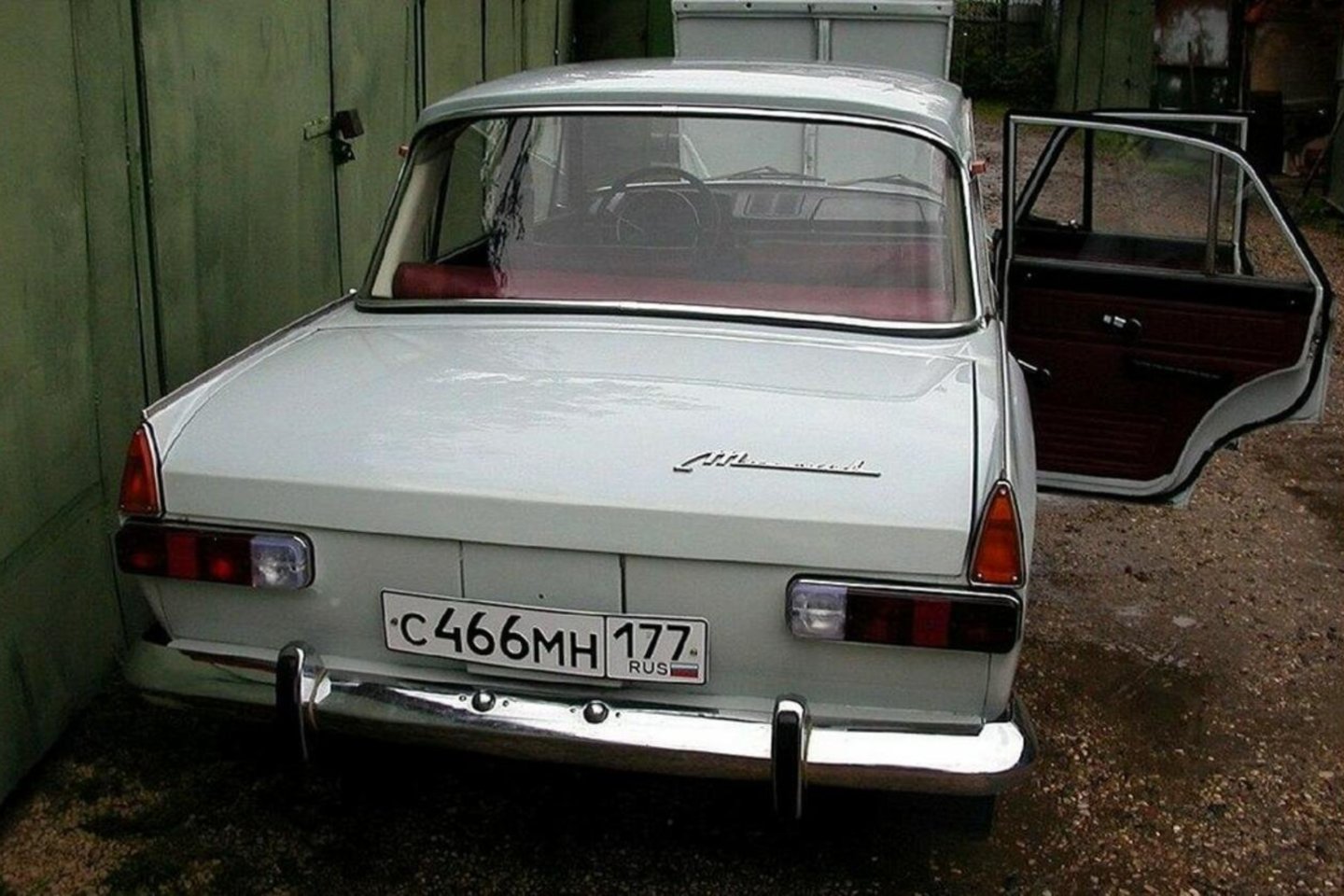 „Renault“ pasitraukus iš Rusijos, buvusi bendrovės gamykla Maskvoje oficialiai pervadinta į „Moskvič“.<br>www.ve.lt nuotr.