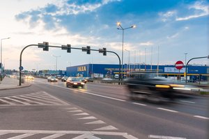 „Ikea“ atšaukia dalį gaminių – kyla grėsmė, kad naudojami jie gali įtrūkti