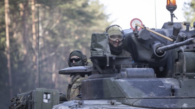 Permainos kariuomenėje: Lietuvoje tarnybą pradėjo naujas JAV pajėgų dalinys