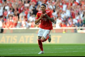 „Liverpool“ ruošia pakloti rekordinę sumą už Urugvajaus talentą