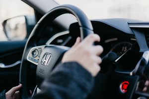 „Honda“ ir „Sony“ susijungia: gamins elektromobilius, kuriems nereikės vairuotojo