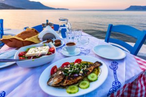 Prieš atostogas užsienyje planuokite ir gurmaniškas vakarienes: kur apsilankyti ir ko paragauti