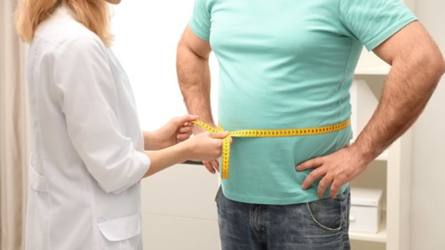 Kas ketvirtas lietuvis skundžiasi nutukimu: medikai atkreipė dėmesį į nerimą keliantį dalyką
