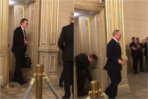 Užsienio žiniasklaidos tyrimas: kodėl kelionėse į tualetą V. Putiną lydi pareigūnas su specialiu lagaminėliu?